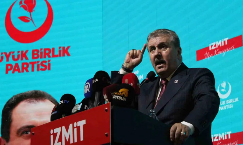 BBP lideri Destici: İslam İşbirliği Teşkilatı yardımlarla harekete geçmeli