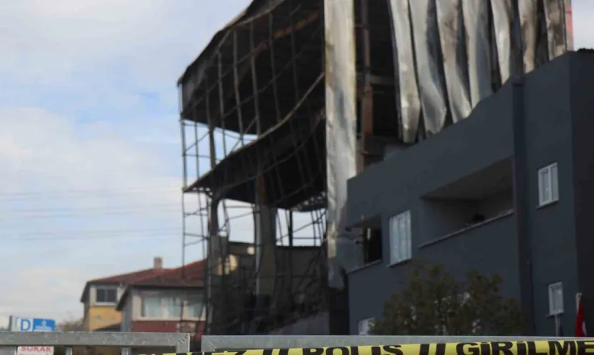 Belediye başkanı yardımcısı ile 4 kişi açığa alındı