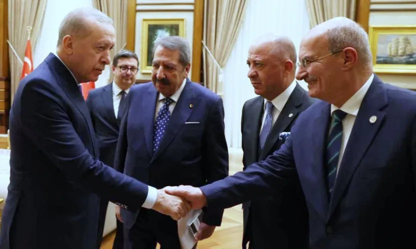 Erdoğan, ekonomi aktörlerini Külliye'de kabul etti