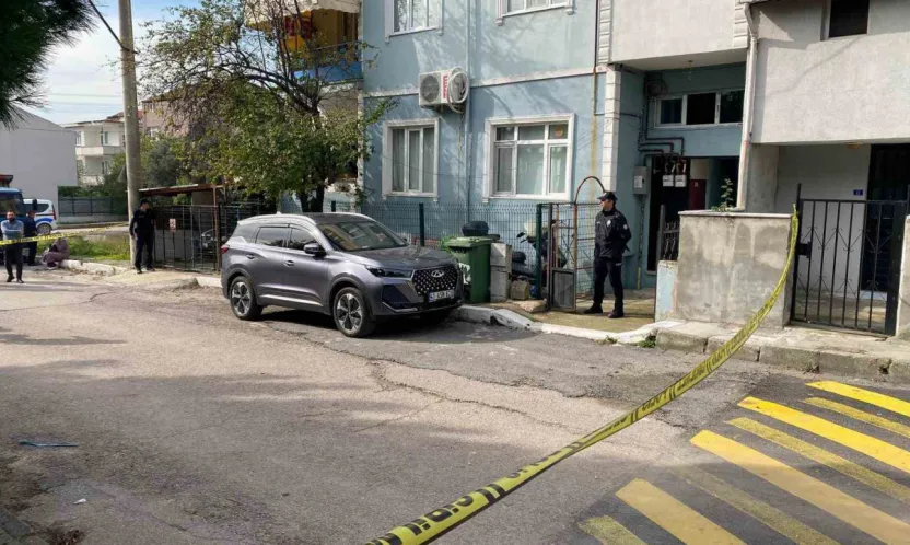 Kocaeli'de korkunç olay! 4 çocuk annesi eşini bıçaklayarak öldürdü