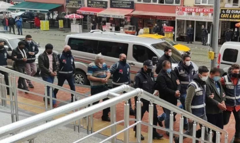 Evler kundaklanmış, cinayet işlenmişti: Dava yeniden görüldü