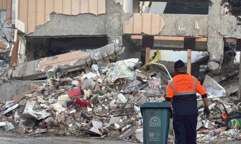 Çalışmalar sabahın ilk ışıklarıyla başladı