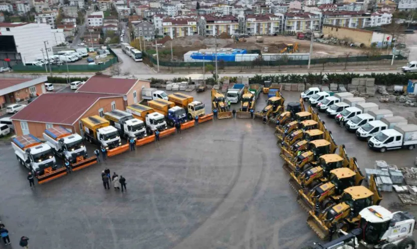 Gebze'de kar alarmı: 425 personel ve 73 araçla teyakkuzda