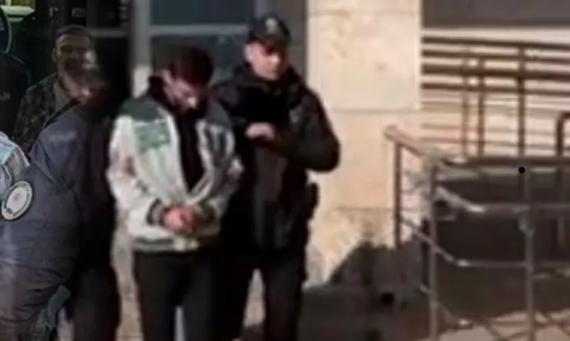 Hem dolandırıcı hem torbacı