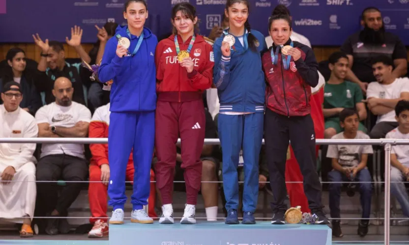 Kağıtspor, Riyad'dan madalya taşıyor