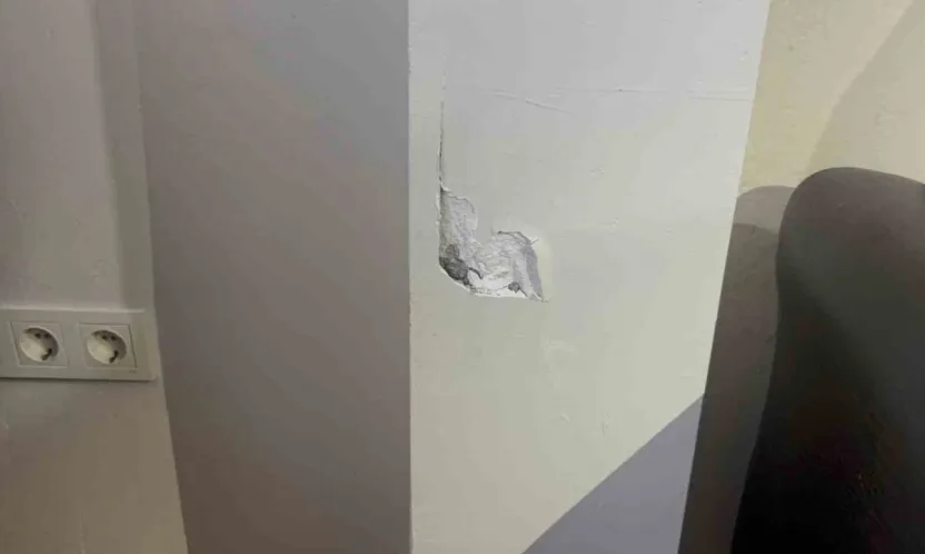 Kocaeli'de kolonları çatlayan bir bina daha boşaltıldı