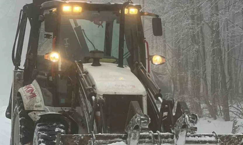 Kocaeli'de yüksek kesimlerde kesintisiz kış mesaisi başladı