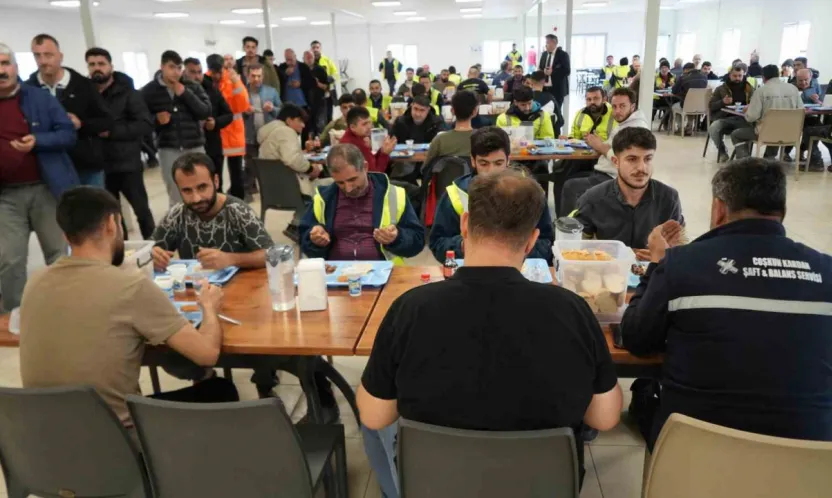 Körfezray şantiyesinde deprem şehitleri anıldı