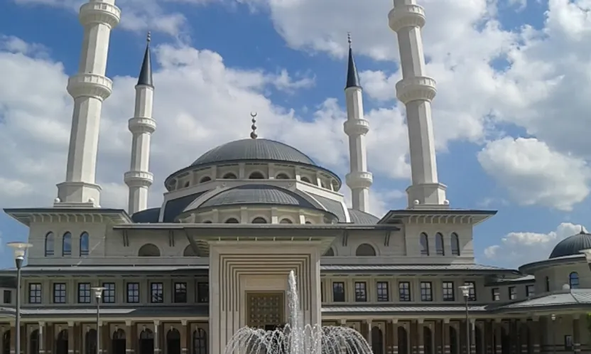 Külliye'den canlı: Bir ramazan akşamı, Külliye'den iftar yayını