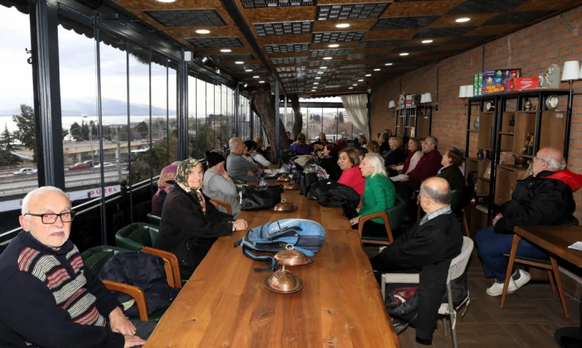 Saygınlar Kulübü'nün üyeleri notalarda buluştu