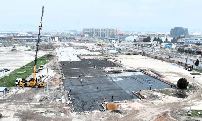 Sosyal Yaşam Merkezi'nde durmaksızın çalışılıyor