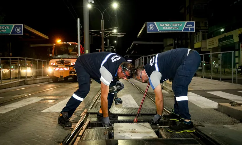 Tramvayda 7/24 durmaksızın hizmet
