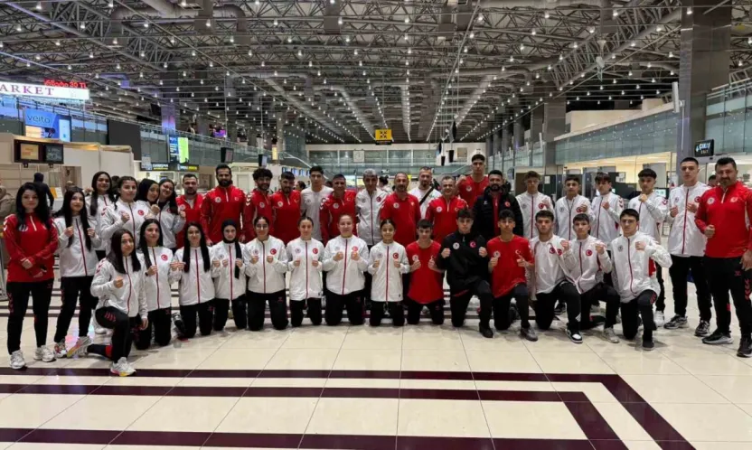 Türk boksörler şampiyonluk için Avrupa yolunda