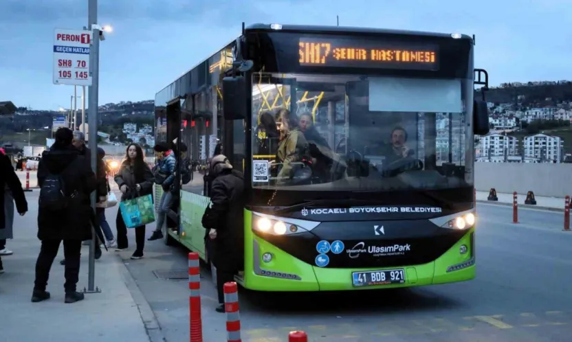 Vatandaşlar Şehir Hastanesi'ne direkt ulaşımdan memnun mu?