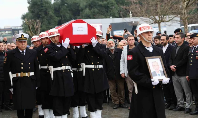 Vefat eden Kıbrıs gazisi son yolculuğuna uğurlandı