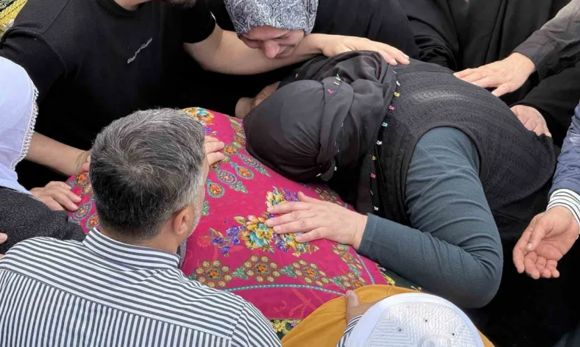 Yangında hayatını kaybedenlere son veda